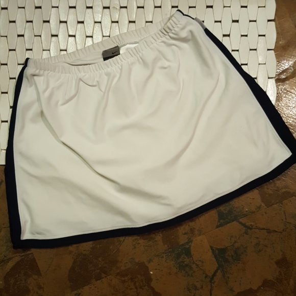 Nike Pants - NIKE Dri-Fit Golf, Or Cheer Skort Size Small 4-6